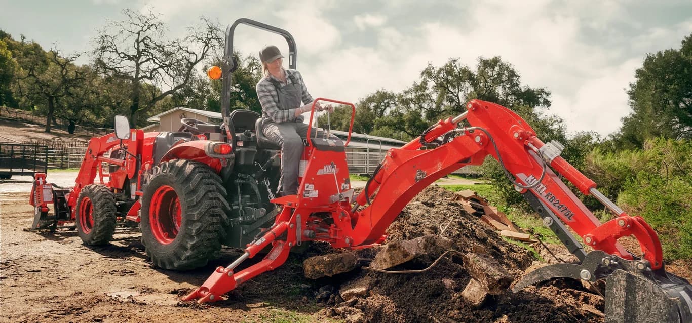 Compact tractor Kioti CK3520 — Kioti