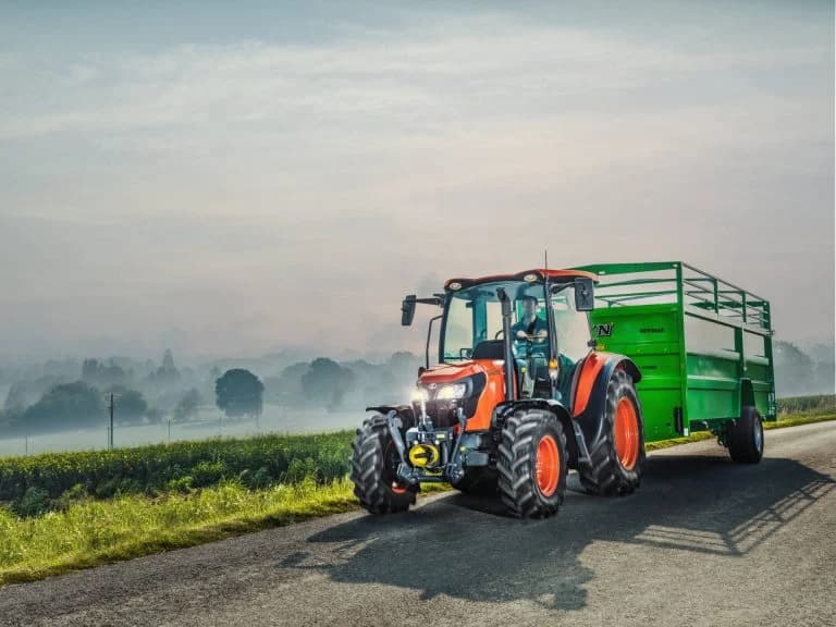 Utility tractor Kubota M4-063 — Kubota