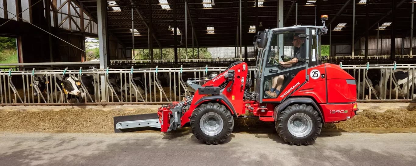 Wheel loader Weidemann Hoftrac 1390e — Weidemann