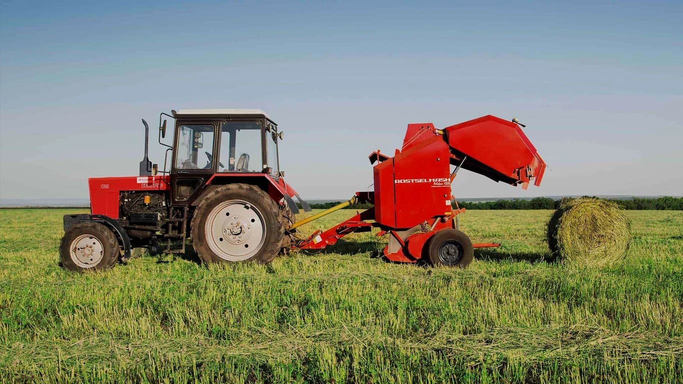 Baler Rostselmash PELIKAN 1200 — Rostselmash