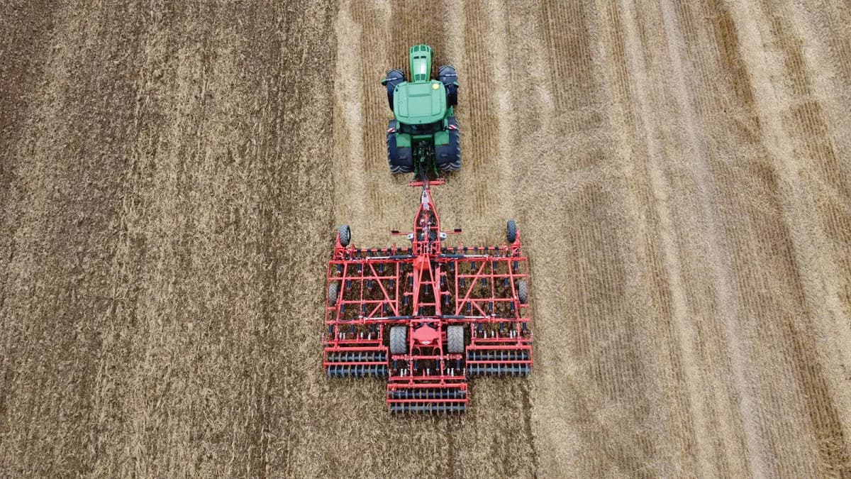 Cultivator KUHN HIGHLANDER — KUHN