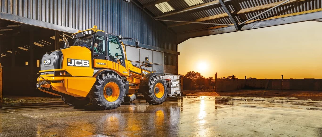Telehandler JCB TM320S Agri — JCB