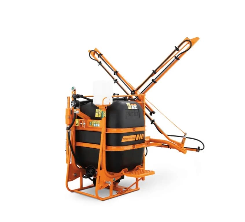 Mounted sprayer Jacto Condorito 600 — Jacto