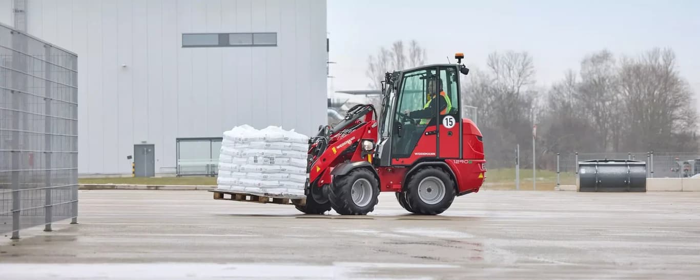 Wheel loader Weidemann Hoftrac 1290e — Weidemann