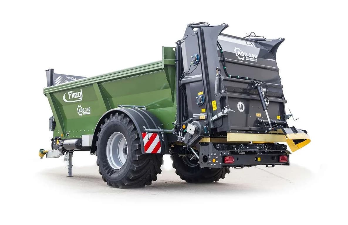 Manure spreader Fliegl KDS 140 Tiefbett — Fliegl