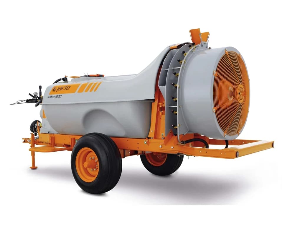 Trailed sprayer Jacto Arbus 1500 — Jacto