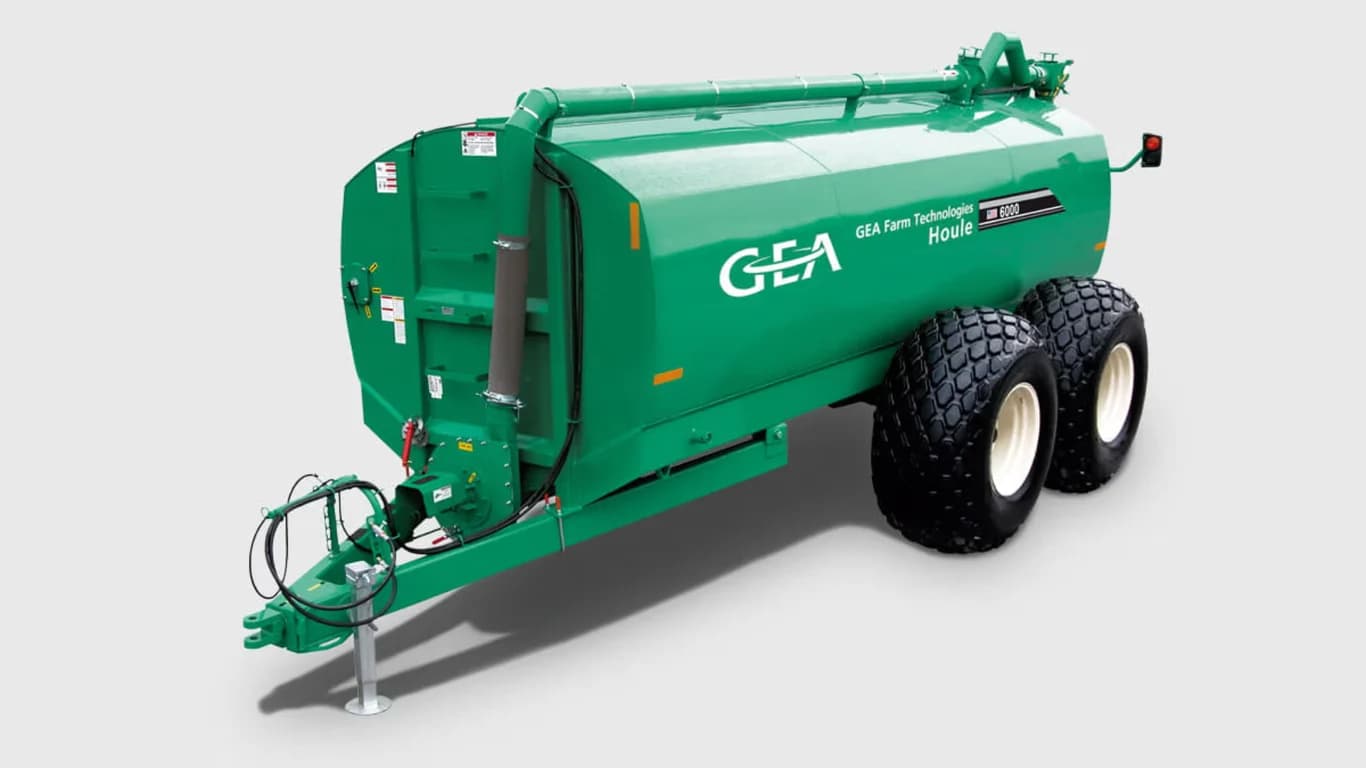GEA Manure Spreader with Tandem — GEA