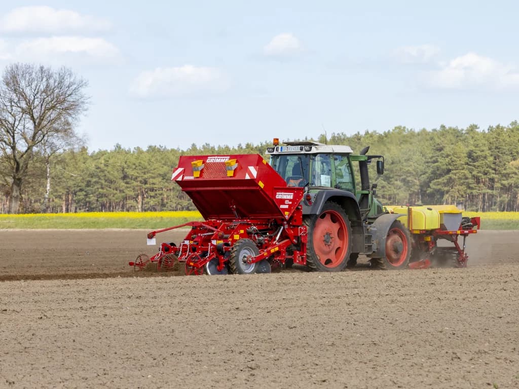 Potato planter GRIMME GB 215 — GRIMME