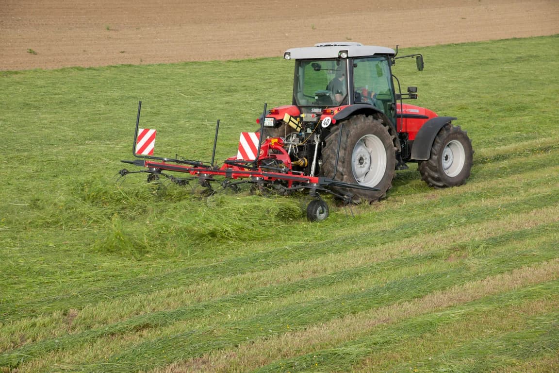Tedder Vicon FANEX 524 — Vicon