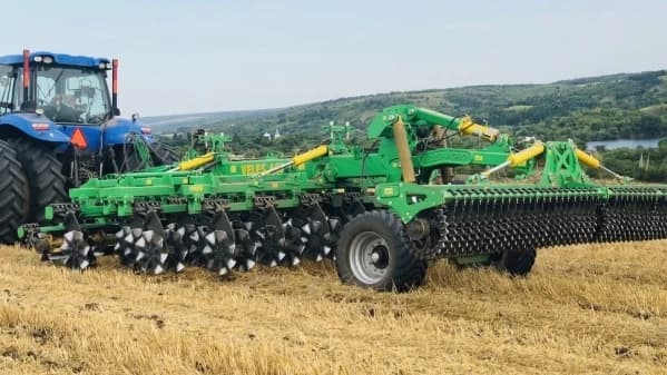 Disc harrow Veles-Agro ZEUS 6 VT — Veles-Agro