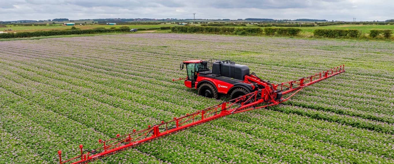 Self-Propelled sprayer Agrifac Vanguard 55 — Agrifac