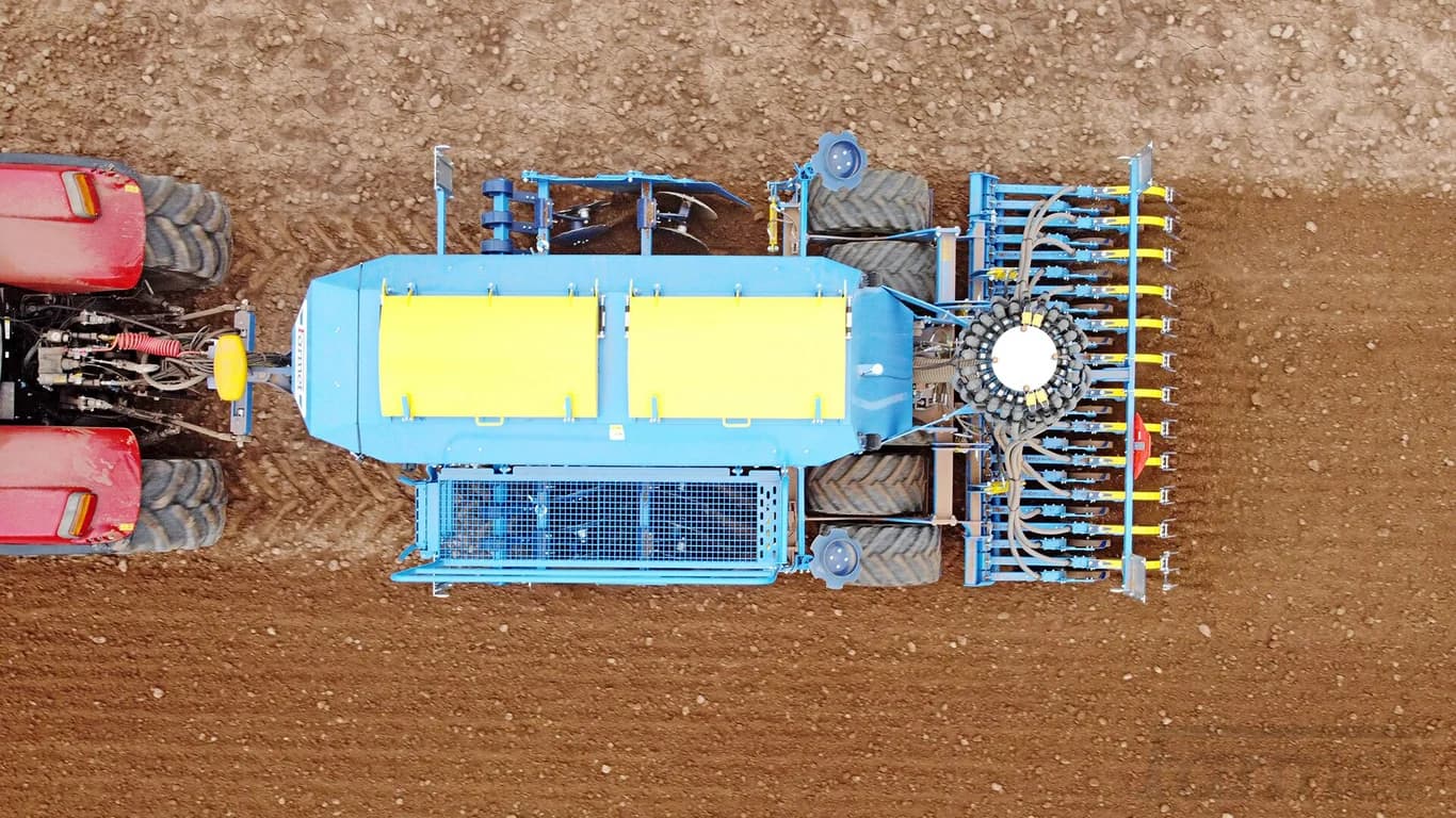 Grain drill Farmet Falcon Compact — Farmet