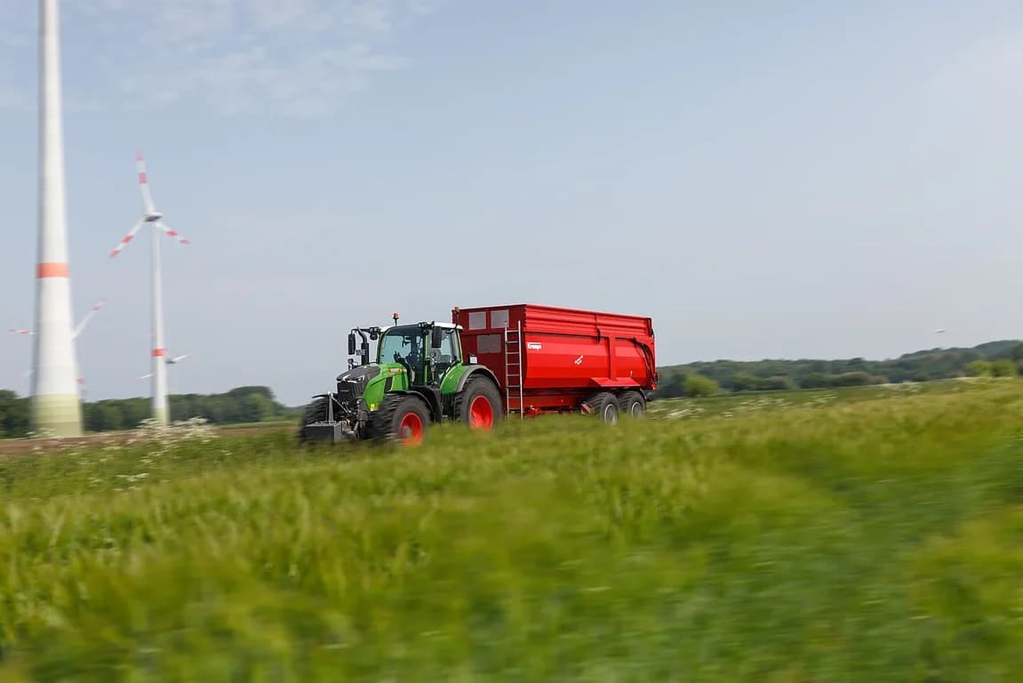 Tipping trailer Krampe BigBody 790 Carrier — Krampe