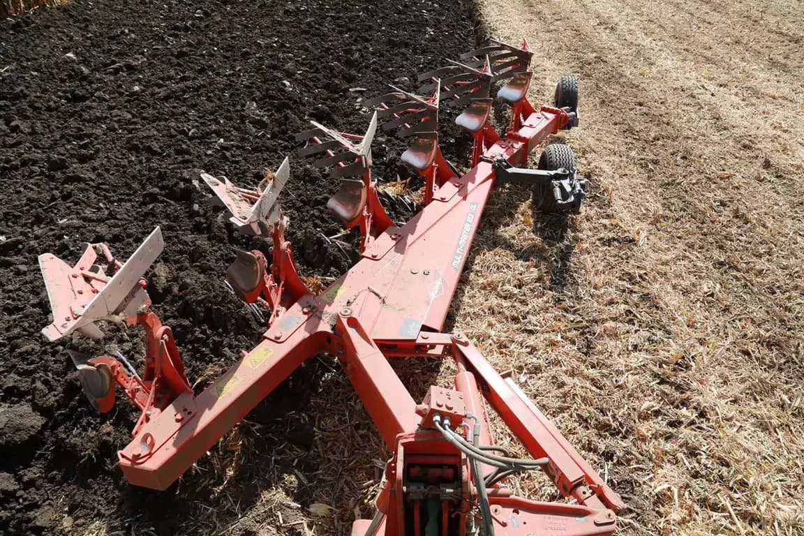 Plow KUHN MASTER 183 — KUHN