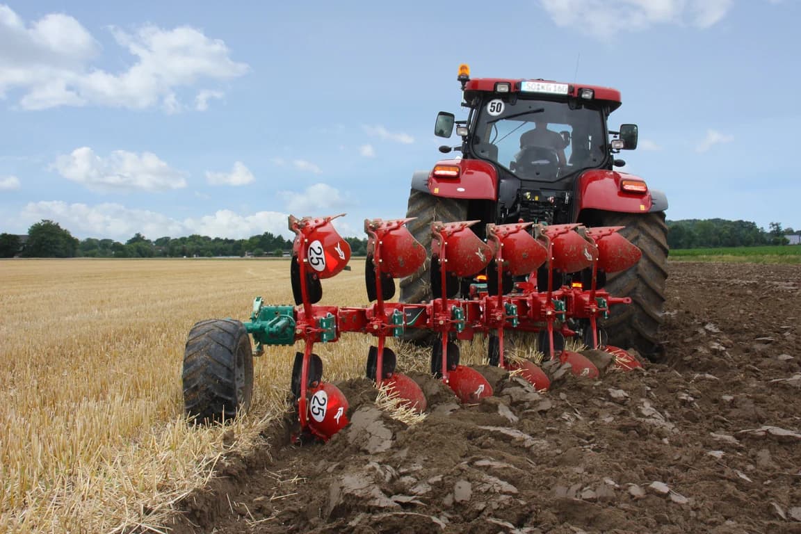 Plow Kverneland Ecomat — Kverneland