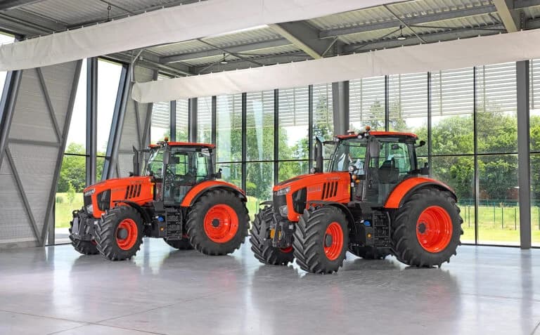 Row crop tractor Kubota M7-134 — Kubota