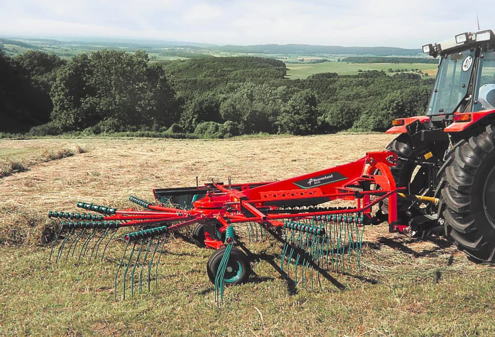 Rake Kverneland 9035 — Kverneland