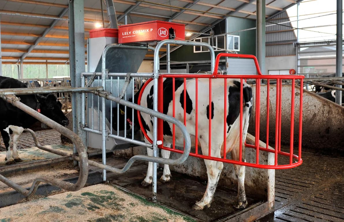Feeder Lely Cosmix — Lely