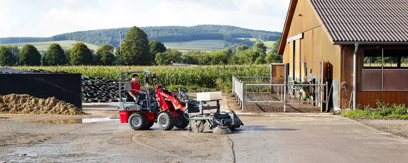 Wheel loader Weidemann Hoftrac 1140 — Weidemann