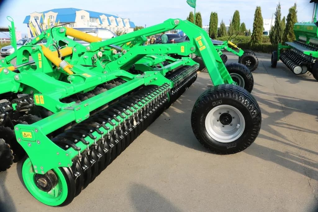 Disc harrow Veles-Agro KRONOS 6 — Veles-Agro