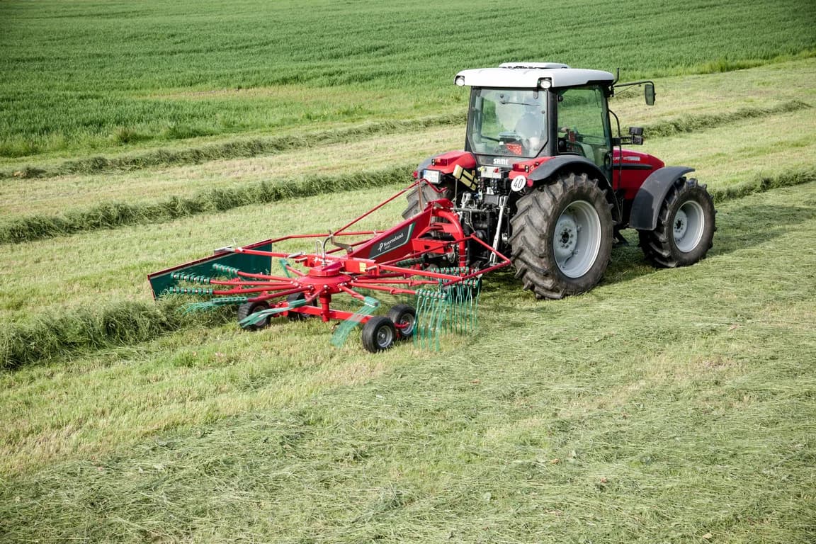 Rake Kverneland 9443 — Kverneland