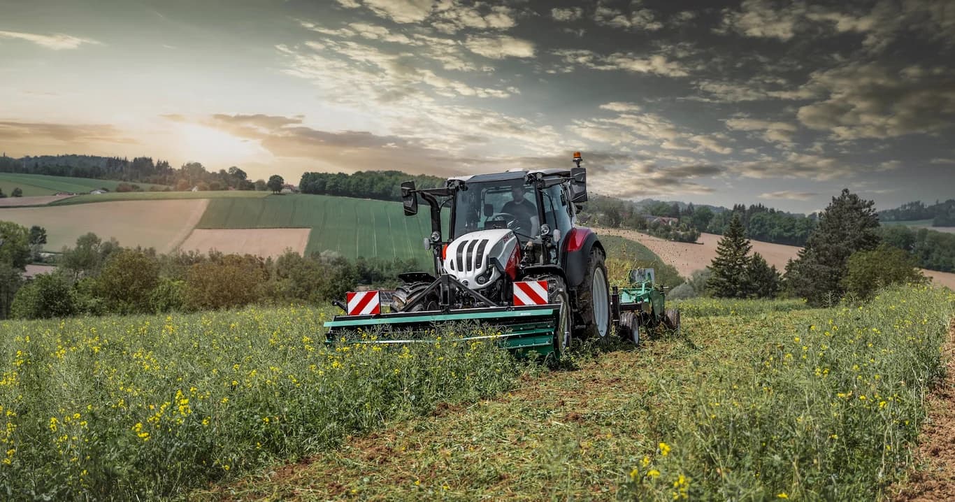 Utility tractor Steyr 4110 EXPERT — Steyr