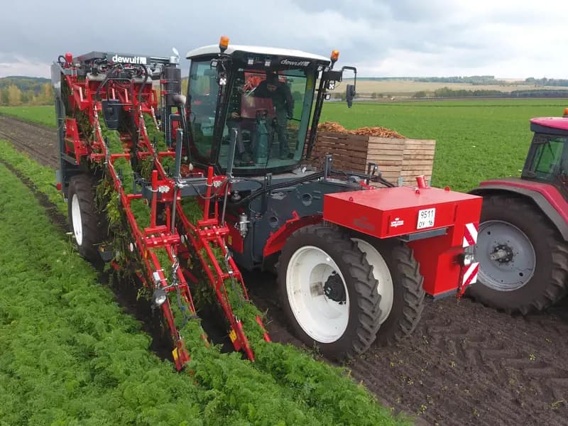 Beet harvester Dewulf ZKIISE — Dewulf