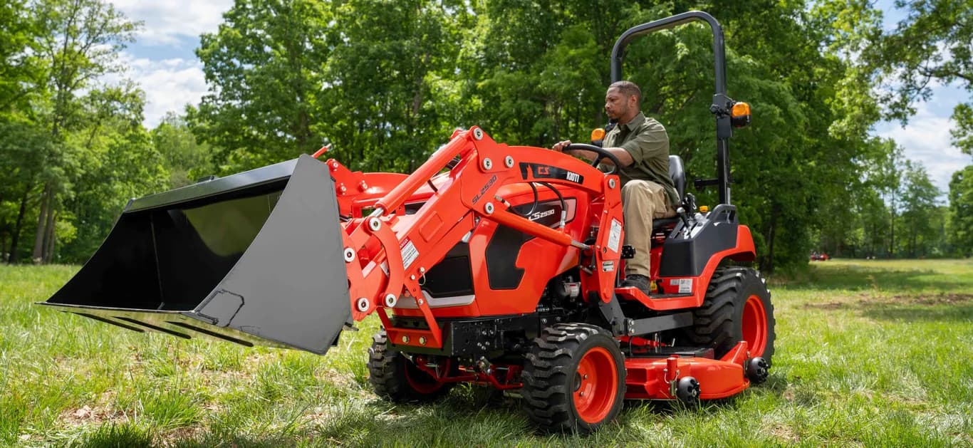 Compact tractor Kioti CS2230H — Kioti