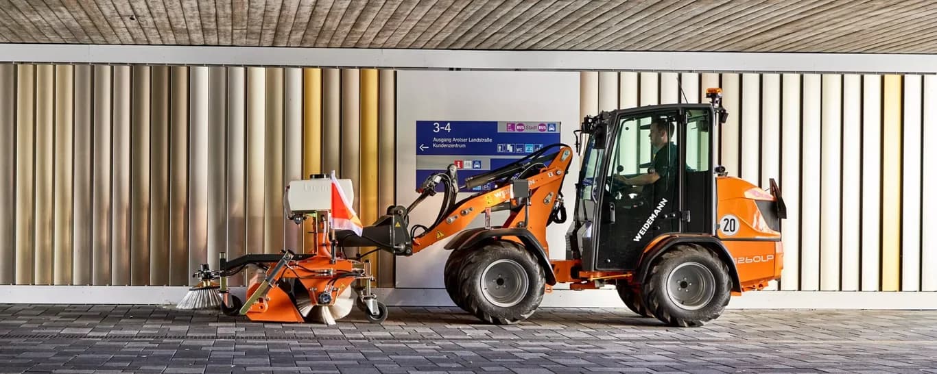 Wheel loader Weidemann Hoftrac 1260LP — Weidemann