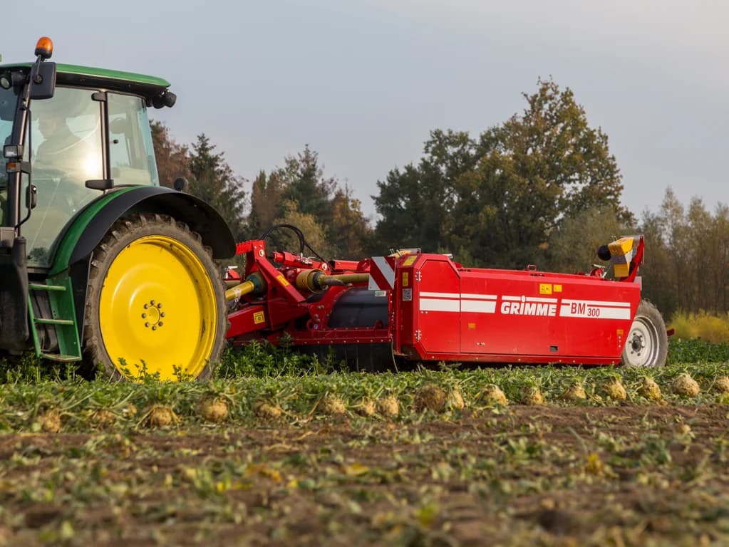 Beet topper GRIMME BM 300 — GRIMME