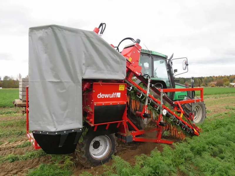 Beet harvester Dewulf P3K Profi — Dewulf