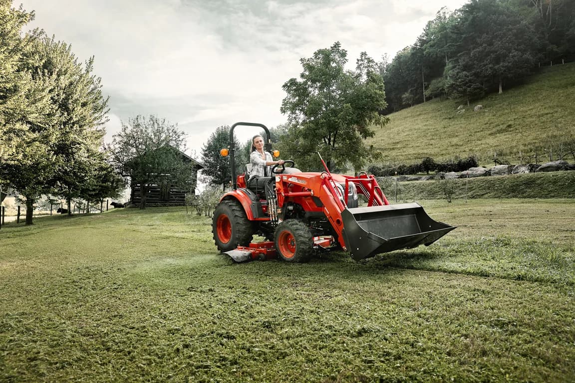 Compact tractor Kioti CX2510H — Kioti