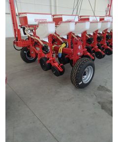 Транспортний пристрій сівалки ПТС-24