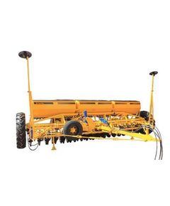 Універсальна зернова сівалка Planter-6V (варіатор)