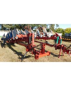 Плуг оборотный Gregoire Besson