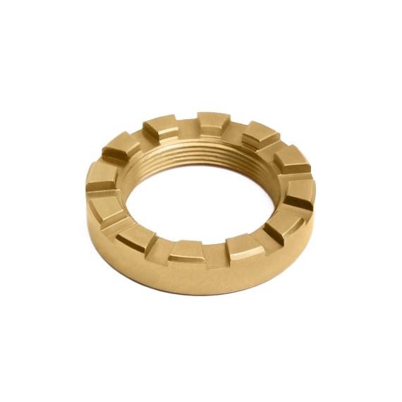 752212 Гайка шлицевая 40х1,5